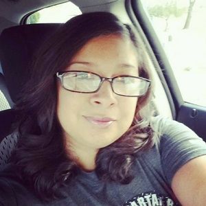 Meet your Posher, Eva